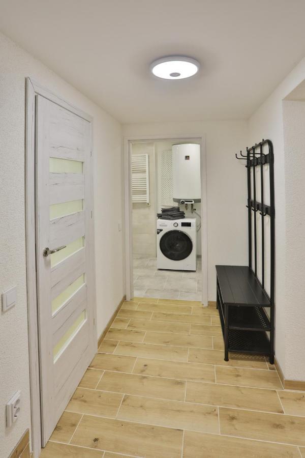 River Park Apartments Укмерге Экстерьер фото